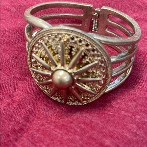 SOLD/ Elegant Gold-Toned Sunburst Bracelet